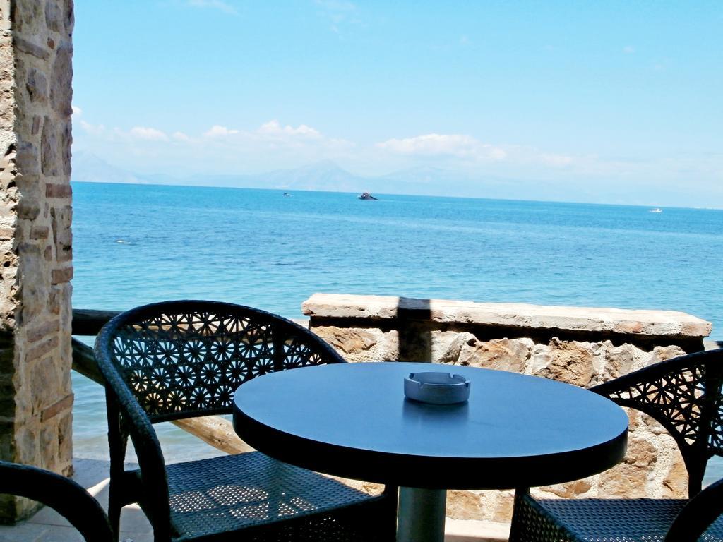 Castella Beach Alissos ภายนอก รูปภาพ